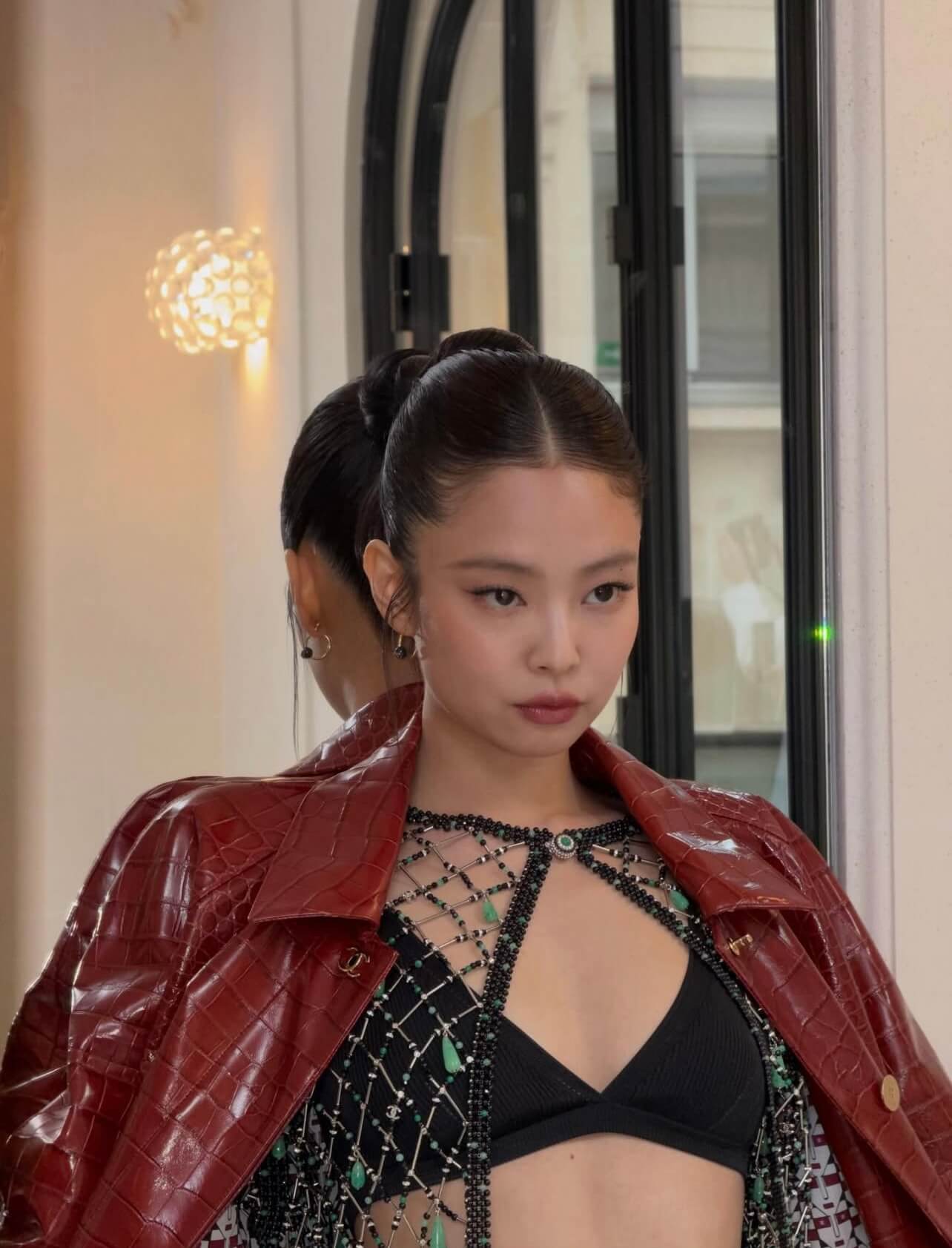 Bí quyết để có vòng một như Jennie 6