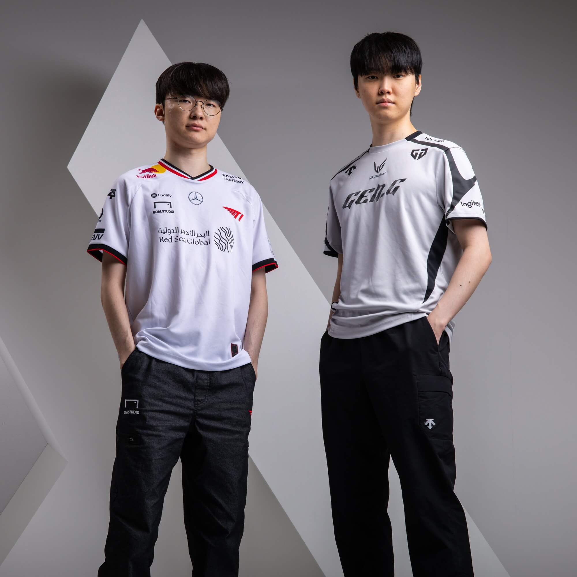 Cặp đôi này đã không tham dự First Stand vào mùa giải năm ngoái.